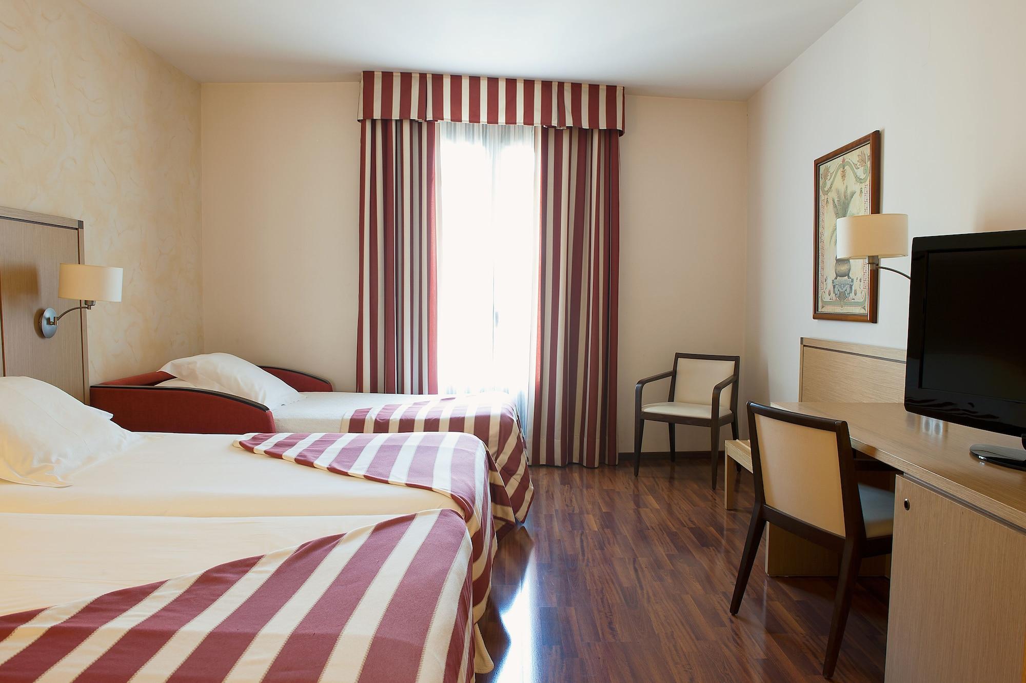 Hotel Duran Figueres  Luaran gambar
