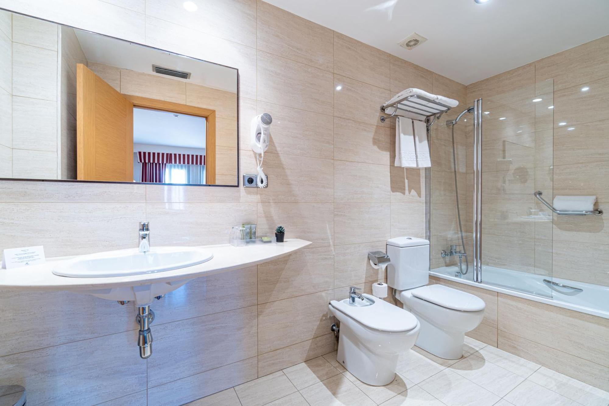Hotel Duran Figueres  Luaran gambar