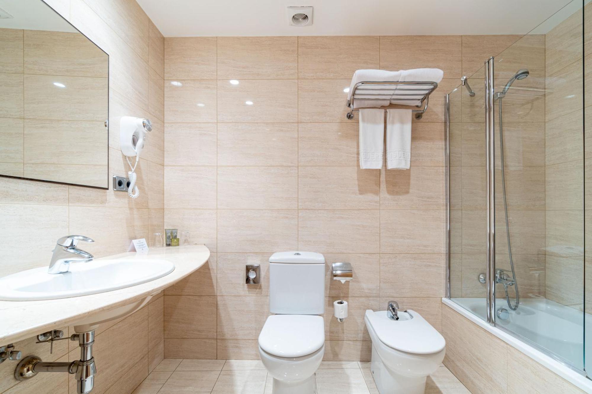 Hotel Duran Figueres  Luaran gambar